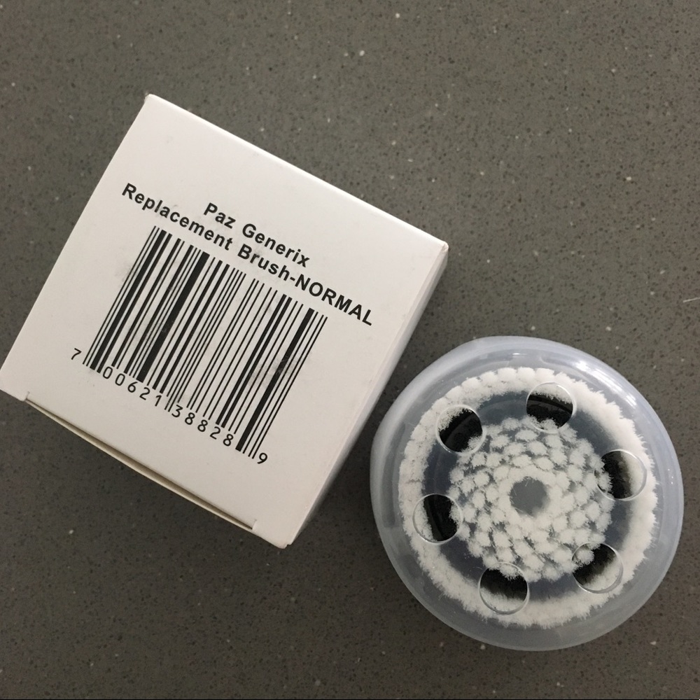 *Free* Clarisonic mia2 brush replacement
